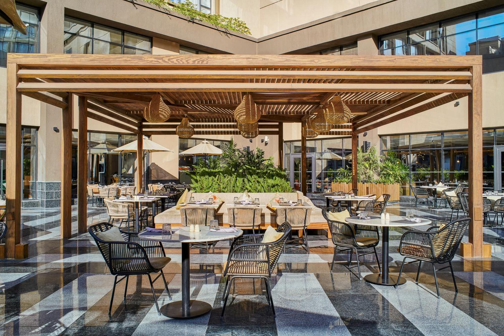 Crowne Plaza - West Cairo Arkan By Ihg 6th of October City Exterior photo The restaurant
